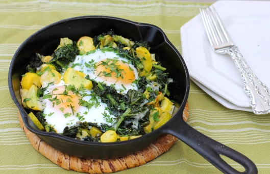 Kale, breakfst bowl, kale breakfast bowl, vegetable breakfast bowl